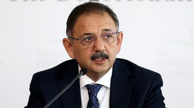 Çevre Şehircilik Bakanı Mehmet Özhaseki depremle ilgili açıklamalarda bulundu.
