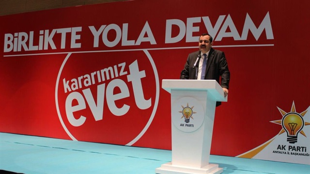 AK Parti Antalya Kurucu üyeleri yeni anayasa değişikliği referandumu öncesi kahvaltıda bir araya geldi.