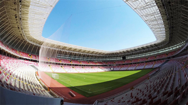 27 bin 532 kişi kapasiteli Sivas Arena da 'Yılın Stadı' yarışmasına aday gösterildi.