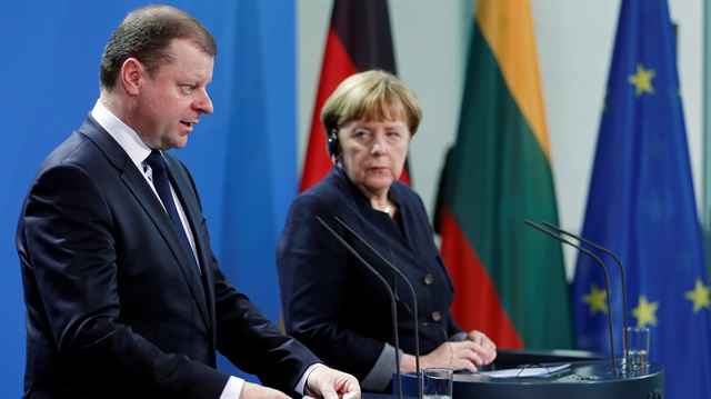 German Chancellor Angela Merkel and Lithuanian Prime Minister Saulius Skvernelis 