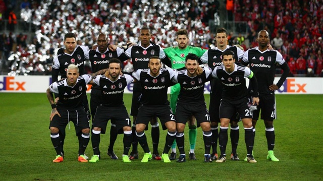Beşiktaş'ın Beer-Sheva ile oynayacağı maçta iki futbolcu kart sınırında bulunuyor.  