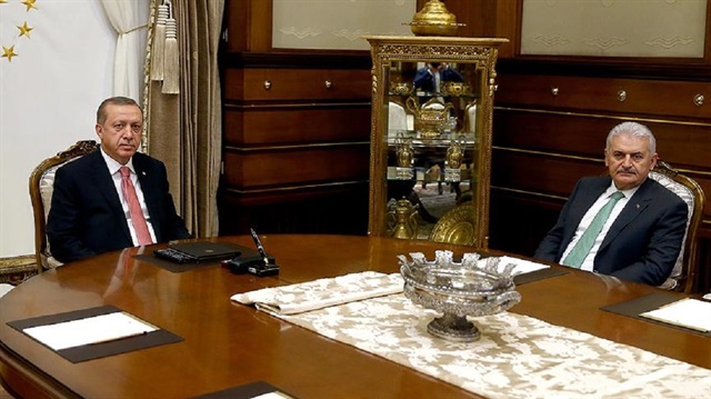 Cumhurbaşkanı Erdoğan, Başbakan Yıldırım ile Külliye'de görüştü.