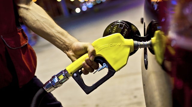 Petrol Ürünleri İşverenler Sendikası: Pompa satış fiyatlarında 11 kuruş indirim beklenmektedir.