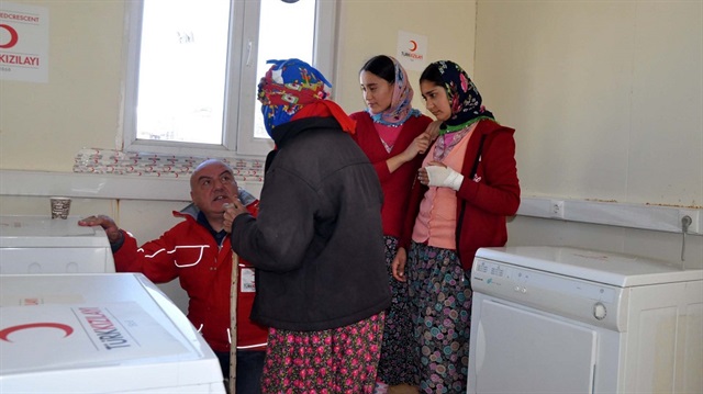 Ayvacık'ta 3 köye 15 adet çamaşır makinesi ve 15 adet de kurutma makinesi kurulduğu belirtildi.