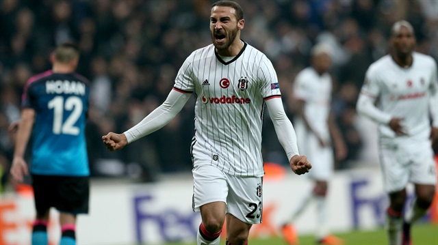 Beşiktaş'ın yıldızı Cenk Tosun bu sezon Süper Lig'de 16 gol attı. 