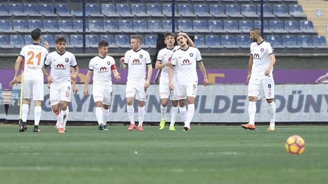 Başakşehir, Mustafa Pektemek'in golüyle Osmanlıspor'u 1-0 mağlup etti.