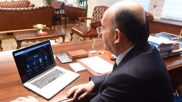 Çalışma ve Sosyal Güvenlik Bakanı Mehmet Müezzinoğlu​ da sosyal medyadan Yeni Şafak gazetesine teşekkür etti. 