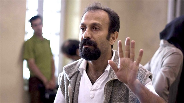 'Satıcı' filmiyle Oscar ödülü alan İranlı yönetmen Asghar Farhadi, "İnsanlık dışı yasa" diye tanımladığı vize yasağını protesto ederek, ödül törenine katılmadı. 