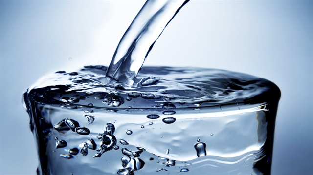 Su içmek kalın bağırsak kanserine karşı koruyor.