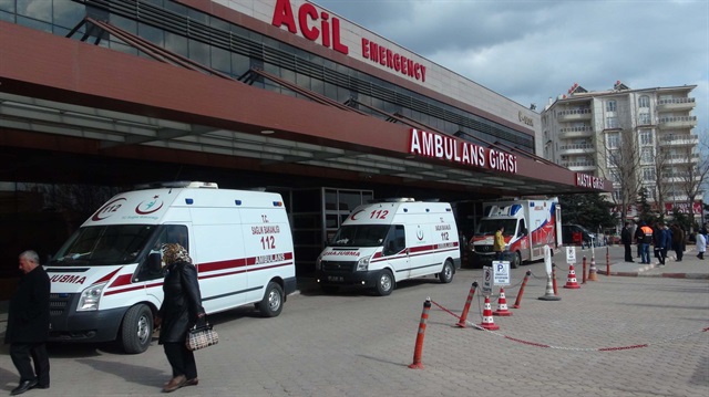 Yaralanan ÖSO askerleri Kilis'teki hastaneye getirildi
