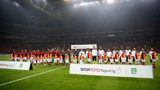 Galatasaray'dan bir, Beşiktaş'tan da iki oyuncu listede yer aldı.
