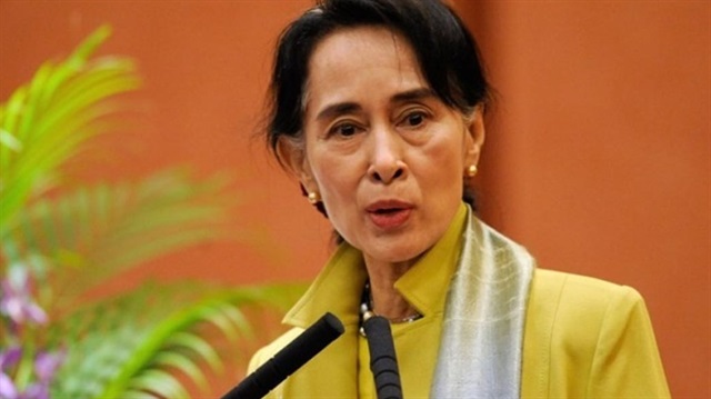 Myanmar Dışişleri Bakanı ve Devlet Bakanı Aung San Suu Çii.