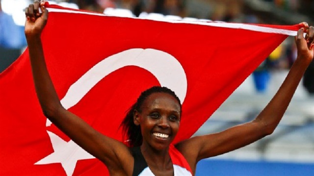 34. Avrupa Salon Atletizm Şampiyonasında Türkiye, 3000 metre yarışında Yasemin Can'ın gümüşü ile ilk madalyasını kazandı.