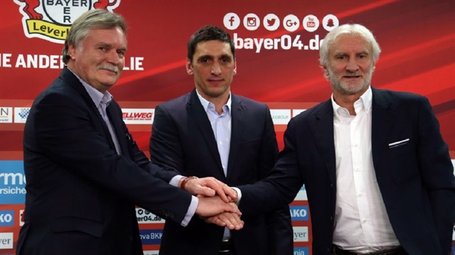 Bayern Leverkusen, sezon sonuna kadar teknik direktörlük görevine Türk teknik adam Tayfun Korkut'u getirdi.