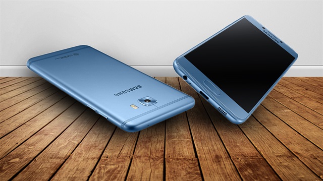 Samsung Galaxy C5 Pro'nun fiyatı 360 dolar civarında.