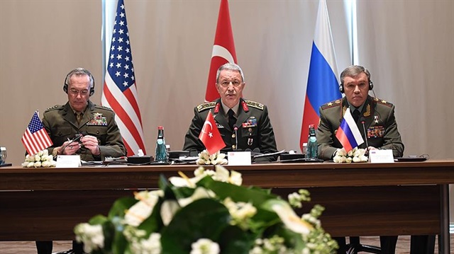 Genelkurmay Başkanı Orgeneral Hulusi Akar, ABD'li ve Rus mevkidaşlarıyla görüştü. 