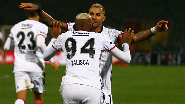 Beşiktaş'ın iki yıldızı Ricardo Quaresma ve Talisca, en iyi 25 futbolcu listesinde yer aldı.