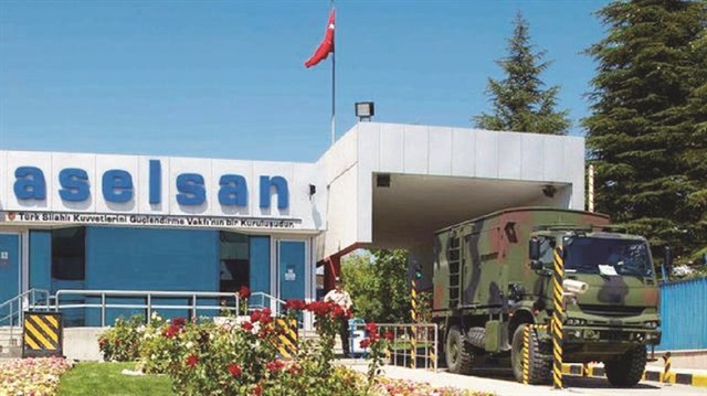 Hakkında gözaltı kararı verilen 30 kişinin halen görevli olduğu öğrenildi.