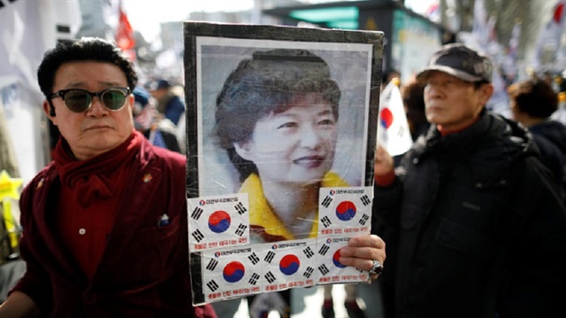 Güney Kore Devlet Başkanı Park Geun-hye'in görevden alınması onaylandı.