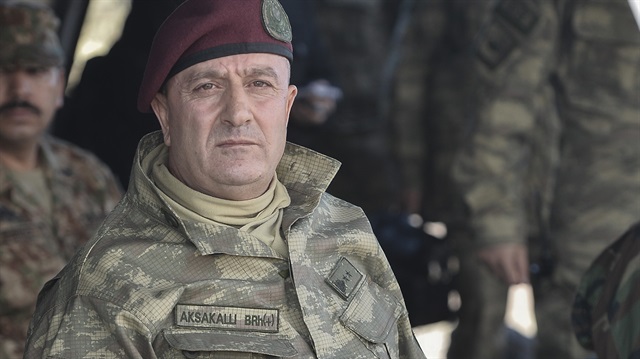 Özel Kuvvetler Komutanı Korgeneral Zekai Aksakallı, Fırat Kalkanı Harekatı’nın ilk günlerinde Suriye'de incelemelerde bulunmuştu. 