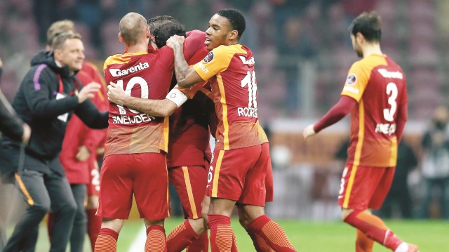 Galatasaray, evinde Gençlerbirliği'nden 3 puanı son anda kaptı.