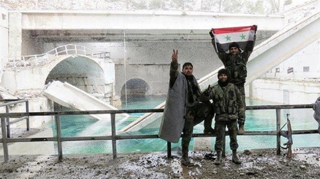 Ayn el-Fica nehrindeki Esed askerleri