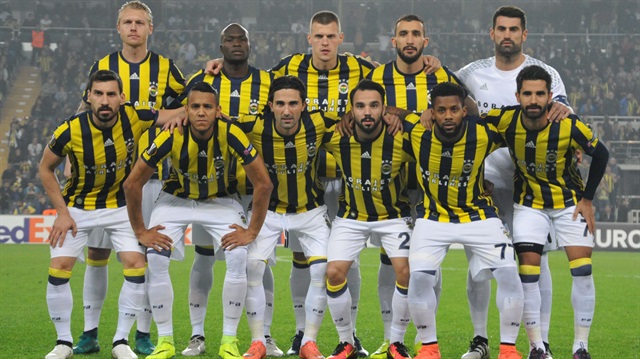 Fenerbahçe'de gelecek sezon bir çok futbolcu ile yollar ayrılacak. Sarı lacivertliler bununla birlikte hem kullanmadığı futbolculardan kurtulacak hem de ekonomi yapacak. 