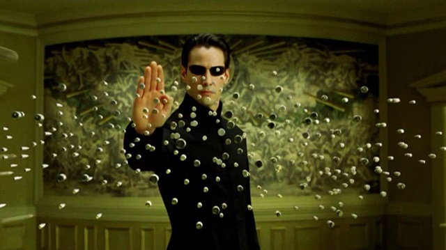 Matrix serisi 3 filmiyle tüm dünyada milyonlarca izlendi.