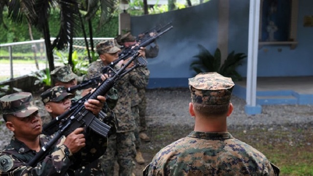 الجيش الفلبيني يعلن تحييد 47 مسلحًا بينهم أجانب