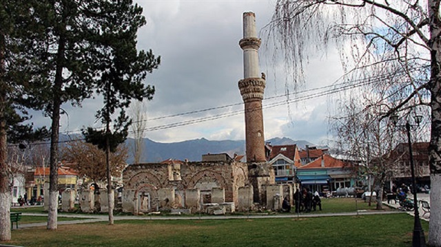 Makedonyalı Müslümanlar, yakılan Osmanlı camisi için Türkiye'ye çağrıda bulundu.