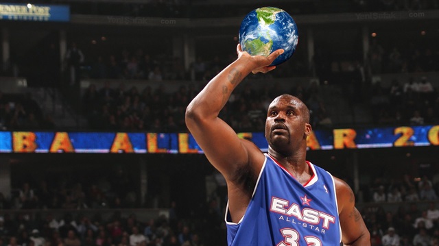 1992-2011 yılları arasında NBA'de ter döken Shaquille O'Neal, gelmiş geçmiş en iyi basketbolcular arasında yer alıyor.
