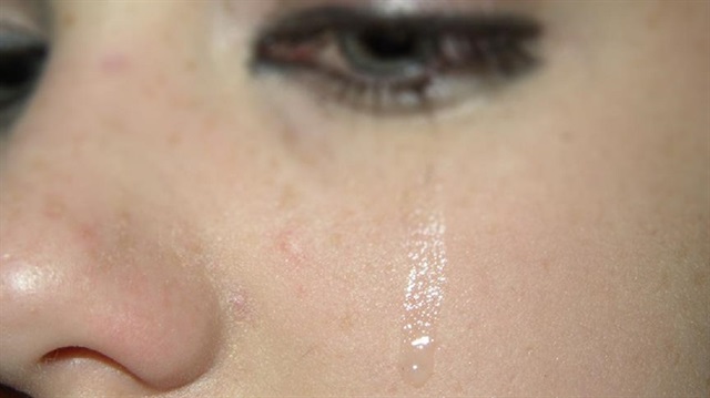 Tek bir gözyaşı bezi, gelen uyarı ve salgılama örüntüsündeki değişimlere bağlı olarak çok farklı bileşimlerde salgı üretebiliyor.