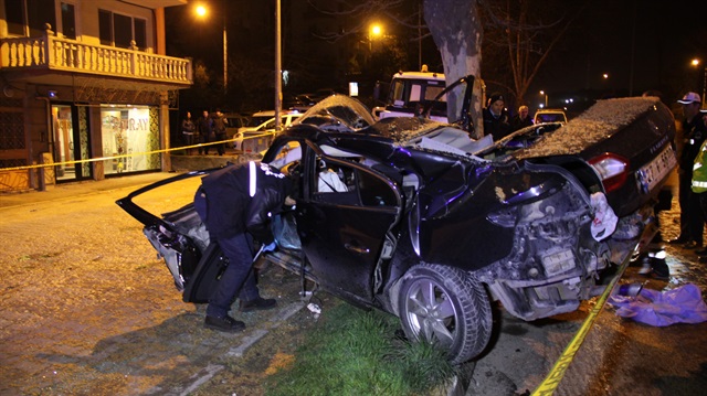 Kocaeli'de trafik kazası: 1 ölü 1 yaralı