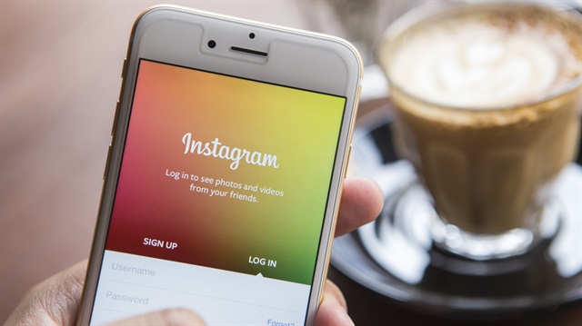 Facebook bünyesindeki Instagram, dünyanın en popüler fotoğraf ve video paylaşım ağı olarak biliniyor.