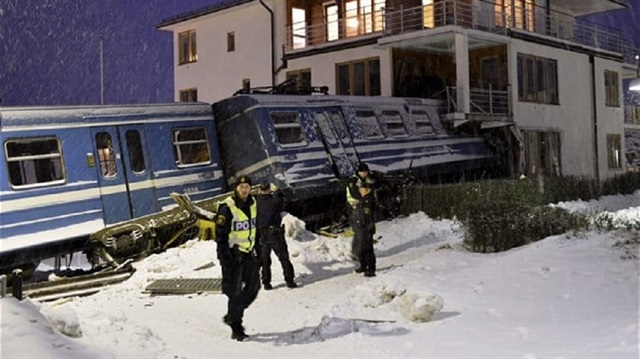 İsviçre'de tren kazası
