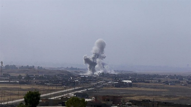 Musul'da düzenlenen hava saldırısında 43 sivil öldü.