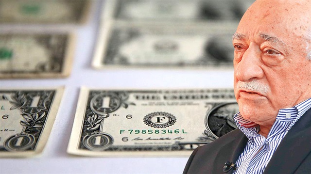 Darbe girişiminin ardından, gözaltına alınan bazı FETÖ'cülerde 1 dolarlar ele geçirilmişti. 