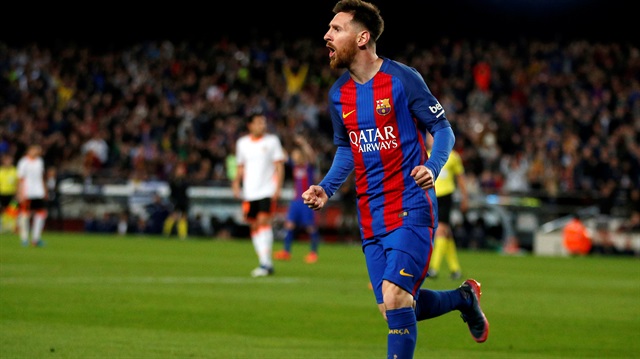 Messi'nin adı idari bir hatadan dolayı cezalı oyuncular listesinde yer almadı.