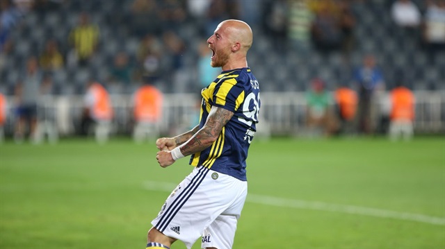 Fenerbahçe'nin Slovak futbolcusu bu sezon oynadığı 18 resmi maçta 5 gol atarken 1 de asist yapma başarısı gösterdi. 