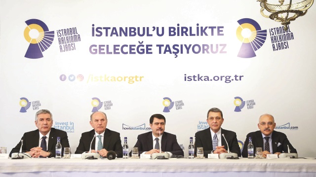 (Soldan Sağa) Erdal Bahçıvan, Kadir Topbaş, Vasip Şahin, İbrahim Çağlar, Mehmet Büyükekşi