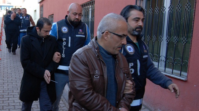 Kayseri'de FETÖ şüphelisi 21 öğretmen adliyede