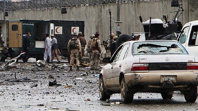 Saldırıda 8'i polis 16 kişinin hayatını kaybetti belirtildi.