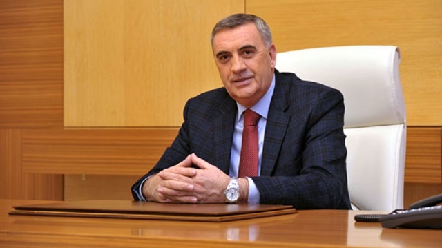 Sakarya Büyükşehir Belediye Başkanı Zeki Toçoğlu, Galatasaray'ı bıraktığını açıkladı. 