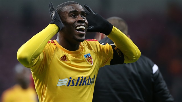 Mabiala Kayserispor'a 2015 yılında Karabükspor'dan transfer olmuştu. 