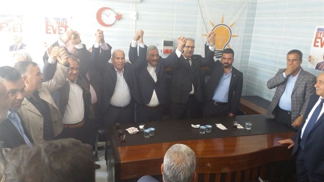 MHP’li ve HDP’li yöneticiler AK Parti’ye geçti