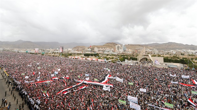 Binlerce kişi Suudi Arabistan ve öncülüğündeki koalisyona karşı gösteri düzenledi