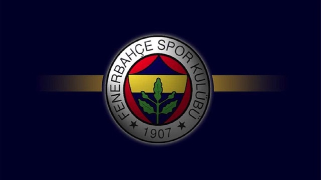 Fenerbahçe derbilerde rakiplerine fark attı