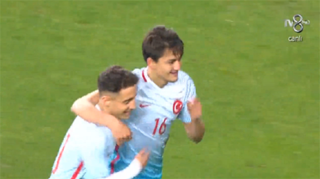 Cengiz Ünder, A Milli Takım kariyerindeki ilk golünü atmayı başardı. 