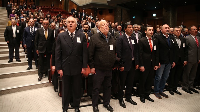 Galatasaray Kulübü'nün mali kongresinde FETÖ'cü Hakan Şükür ve Arif Erdem'in ihraçlarının oy çokluğuyla reddedilmesi büyük tepki çekmişti. 