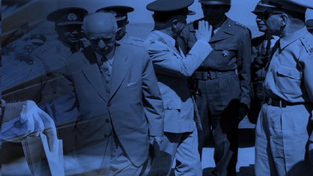  Türkiye, 1961 seçimlerinden sonra tarihinde ilk kez koalisyon ile tanıştı. 11 yıl sonra başbakan olan İnönü askerleri ziyaret ediyor.